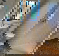 Willaway Motel Apartments