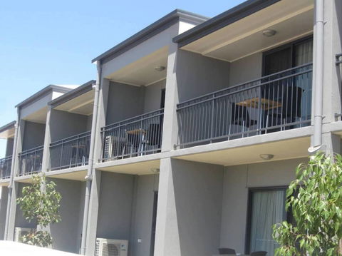 Royal Motel Miles - Broome Tourism 2