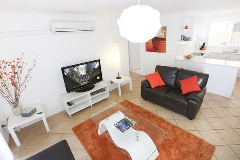 112 Olive Apartments - Broome Tourism 0