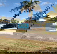 Emu Park Motel - Broome Tourism