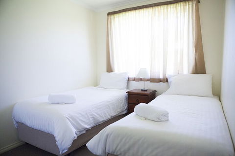 Echuca Moama Holiday Villas - Broome Tourism 1