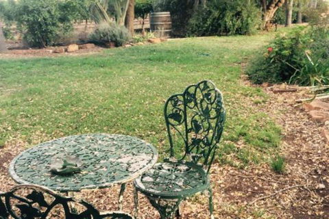 Catania Cottage & Farmhouse - Broome Tourism 3