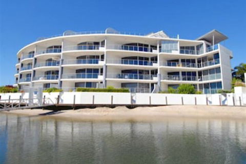 Bluewater Point Resort - Broome Tourism 1