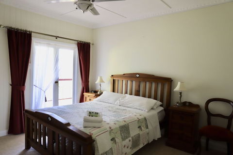 Hilltop On Tamborine - Broome Tourism 6