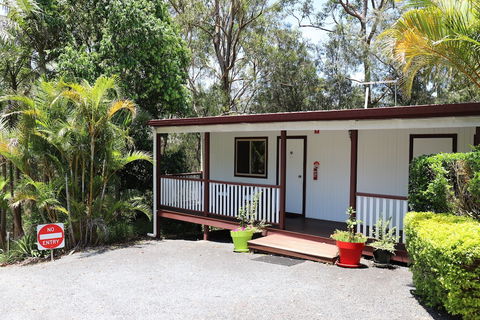 Hilltop On Tamborine - Broome Tourism 4