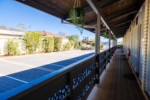 Jetty Motel The Entrance - Broome Tourism 4