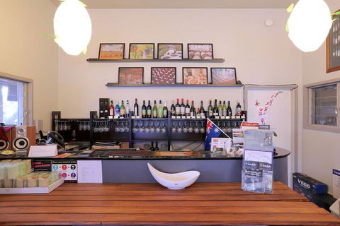 Vineyard Hill - Broome Tourism 6