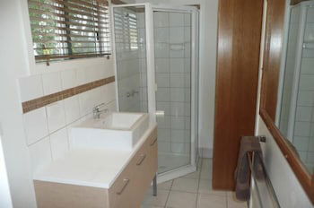 Beachside Holiday Units - Broome Tourism 4