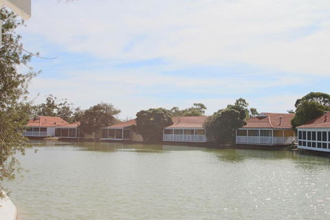 River Resort Villas - Broome Tourism 3