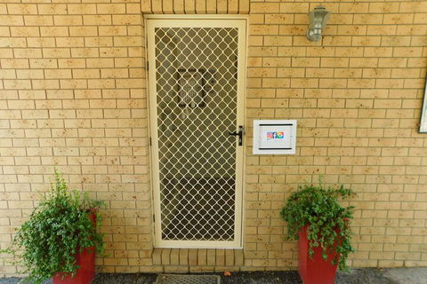 Hatton Vale Motel - Broome Tourism 2