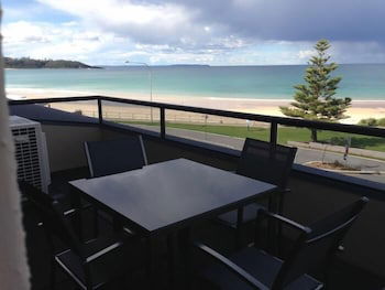 Beachhouse Mollymook - Broome Tourism 1
