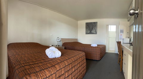 Rustyâ€™s Motel - Broome Tourism 5
