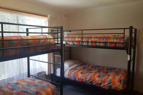 Grampians View Cottages And Units - Broome Tourism 6