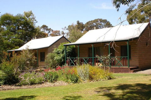 Grampians View Cottages And Units - Broome Tourism 2