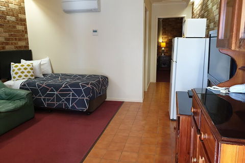 Leagues Motel - Broome Tourism 4