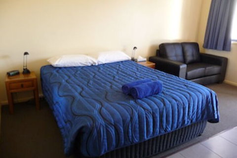 Moura Motel - Broome Tourism 0