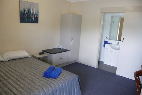 Moura Motel - Broome Tourism 7