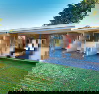 Brook Hotel - Broome Tourism
