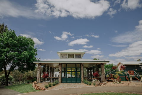 Flowerdale Estate - Broome Tourism 4