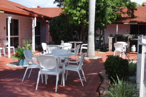 Monte Carlo Motor Inn - Broome Tourism 3