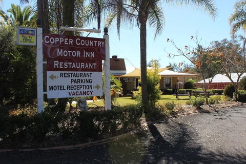 Copper Country Motor Inn & Restaurant - Broome Tourism 0