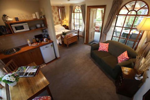 Amble At Hahndorf - Broome Tourism 0