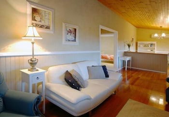 Barrington Hideaway- River Cottages - Broome Tourism 2