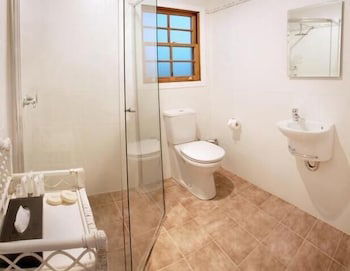 Barrington Hideaway- River Cottages - Broome Tourism 1