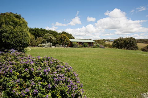 Buln Buln Cabins - Broome Tourism 5