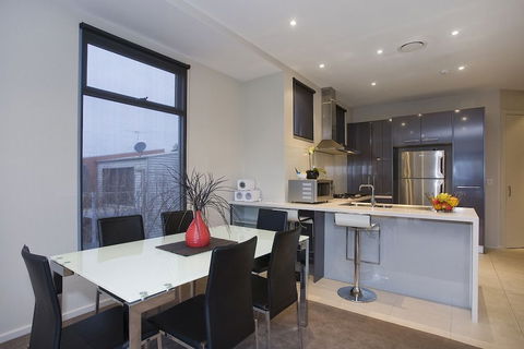 Bell Street Apartments Torquay - Broome Tourism 0