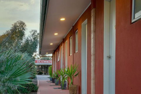 Crossroads Ecomotel - Broome Tourism 3