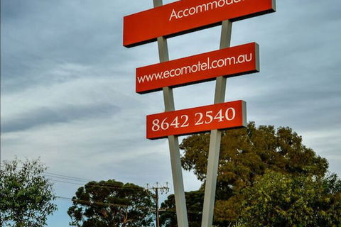 Crossroads Ecomotel - Broome Tourism 1