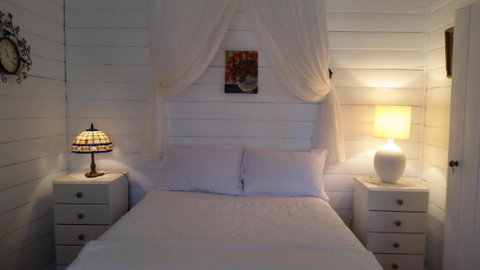 C & As Cottage - Broome Tourism 5