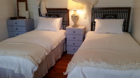 C & As Cottage - Broome Tourism 4