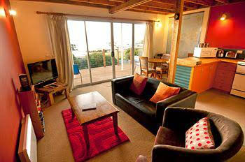 Bruny Island Accommodation Services - Broome Tourism 0