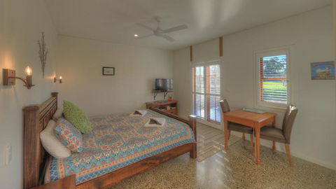 Bridle Guesthouse - Broome Tourism 1