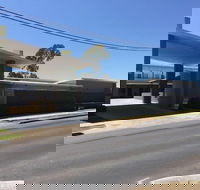 Drover's Motor Inn Dalby - Broome Tourism