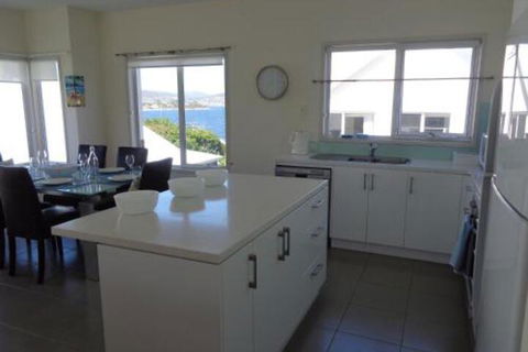 Chapman Street Townhouse Bellerive HobartTasmania - Broome Tourism 3