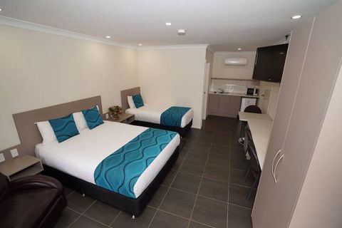 Exies Bagtown - Broome Tourism 6