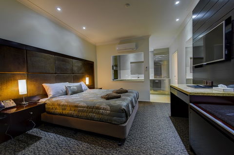 Western Downs Motor Inn - Broome Tourism 4