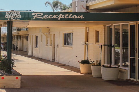 Motel Riverina - Broome Tourism 3