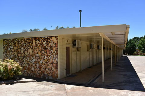 Motel Riverina - Broome Tourism 4