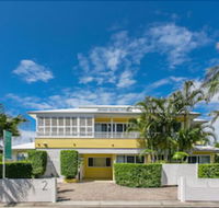 Byron Bathers - Broome Tourism