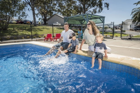 Hahndorf Resort - Broome Tourism 2