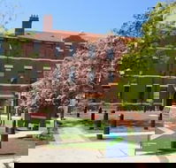 Yarra House Campus Summer Stays - Broome Tourism