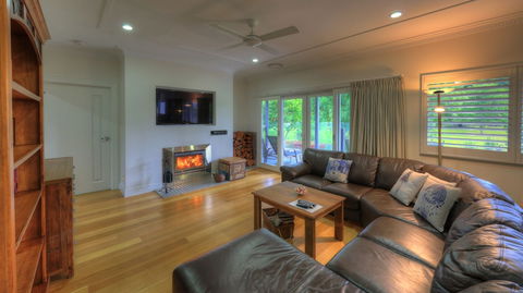 G.g's By The River - Broome Tourism 3