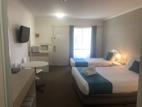 Capricorn Motor Inn - Broome Tourism 5