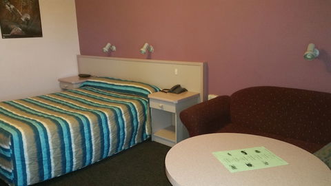 Highway One Motel Port Augusta - Broome Tourism 3