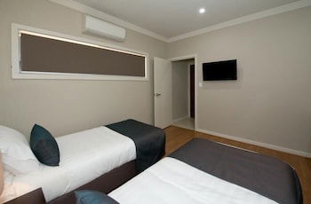 Renmark Holiday Apartments - Broome Tourism 6
