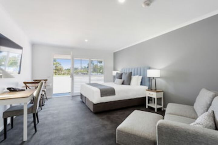 Tuerong VIC Broome Tourism